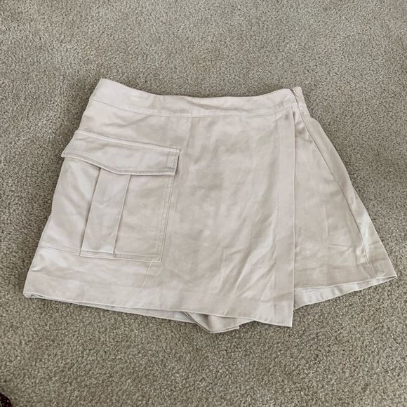 Zara Pants - Brand New Zara Utility Skort Zara Pants - Brand New Zara Utility Skort